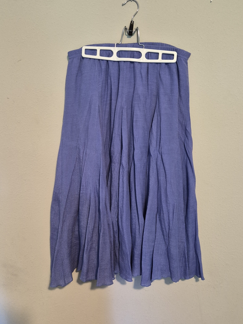 Pleated Midi Skirt in Light Lavender